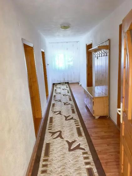 Casă cu 5 camere în Arieșeni