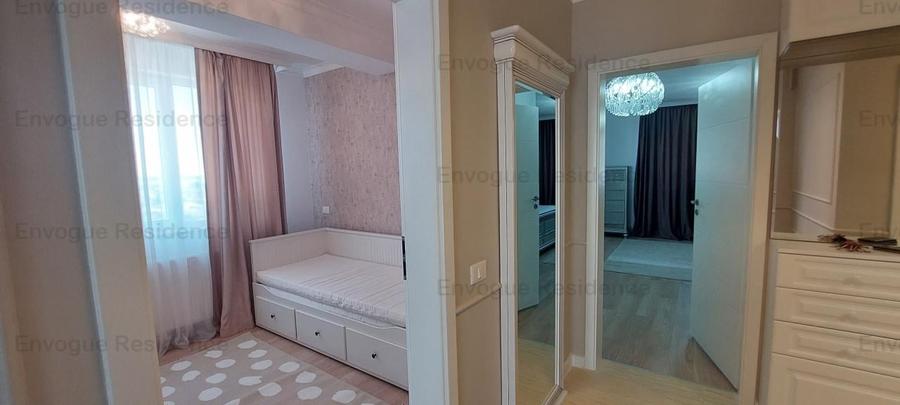 Penthouse cu 3 camere decomandat, mobilat în Militari