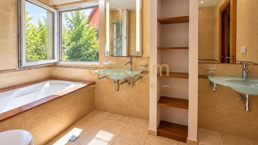 Casă cu 7 camere cu Piscina în Pipera