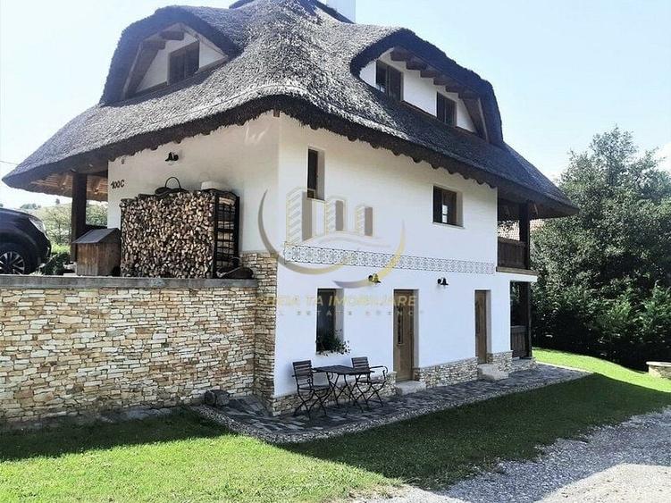 Casă cu 4 camere în Central