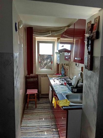 Apartament cu 2 camere semidecomandat în Viziru 3