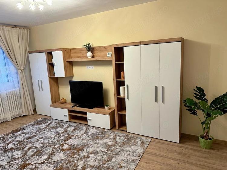 Garsonieră decomandată în Exterior Vest
