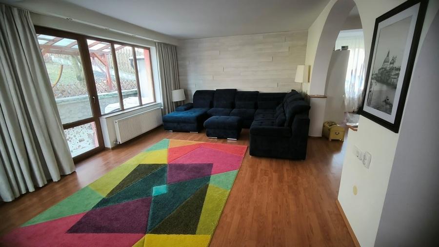 Casă individuală cu 5 camere cu Teren 500 Mp în Dâmbul Rotund