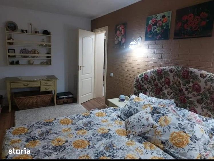 Apartament cu 4 camere, mobilat în Decebal