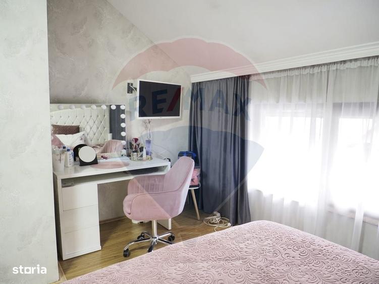 Casă cu 4 camere în Central