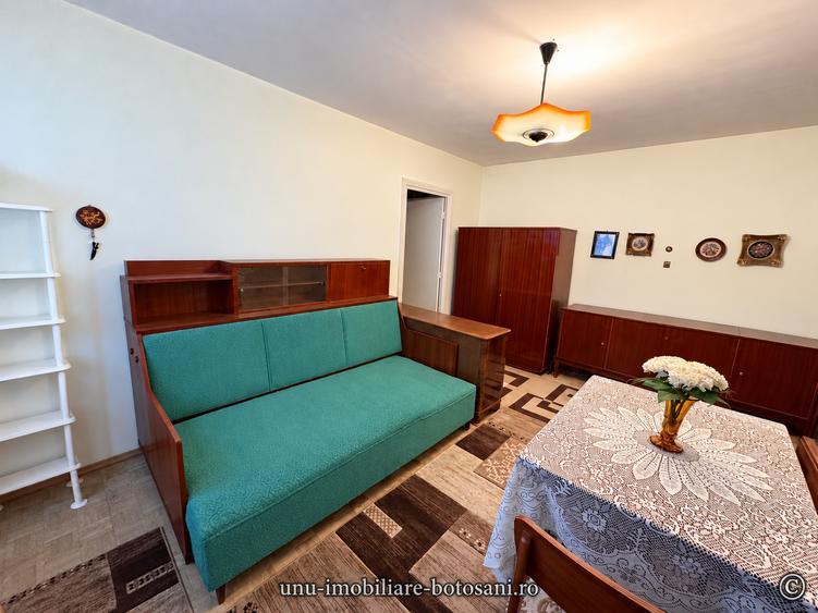 Apartament cu 2 camere semidecomandat în Ultracentral