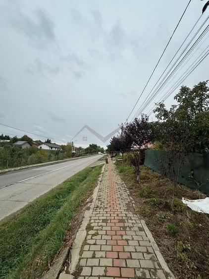 Teren Construcții intravilan de 1000 mp, în Tomești