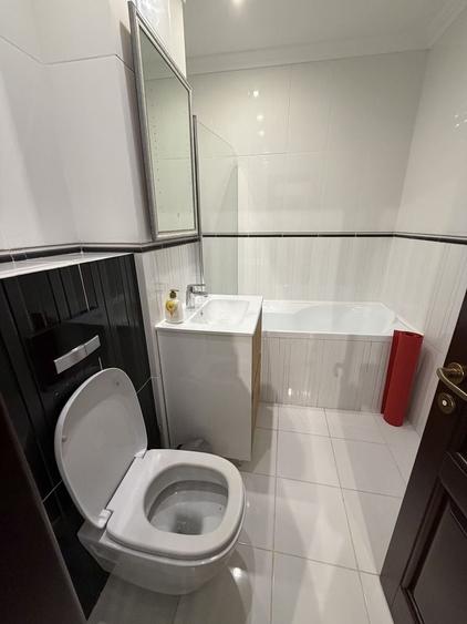 Apartament cu 3 camere decomandat în Gară