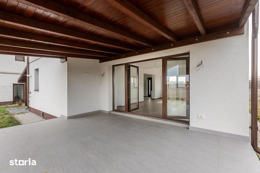 Casă cu 4 camere cu Teren 360 Mp în Corbeanca