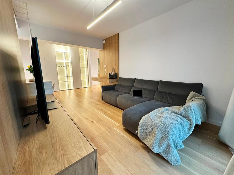 Apartament cu 2 camere decomandat, mobilat în Băneasa — fotografia 3