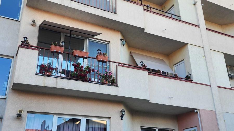 Apartament cu 2 camere semidecomandat în Florești