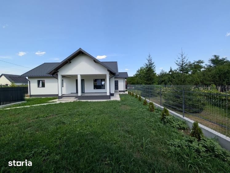 Casă cu 4 camere cu Teren 400 Mp în Hemeiuș