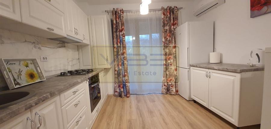 Apartament cu 2 camere semidecomandat, mobilat în Tătărași