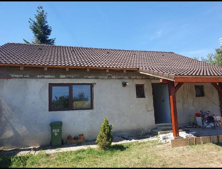 Casă cu 2 camere cu Teren 926 Mp în Murani