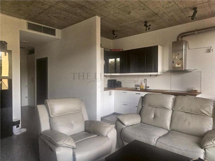 Apartament cu 2 camere decomandat, mobilat în Mogoșoaia