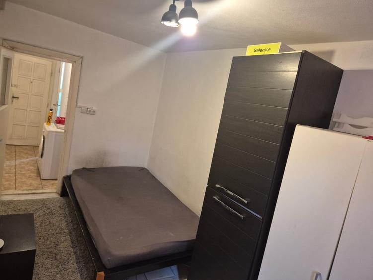 Garsonieră decomandată, mobilată în Complex Studențesc