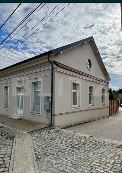 Spațiu comercial, de 200 mp, în Șimleu Silvaniei