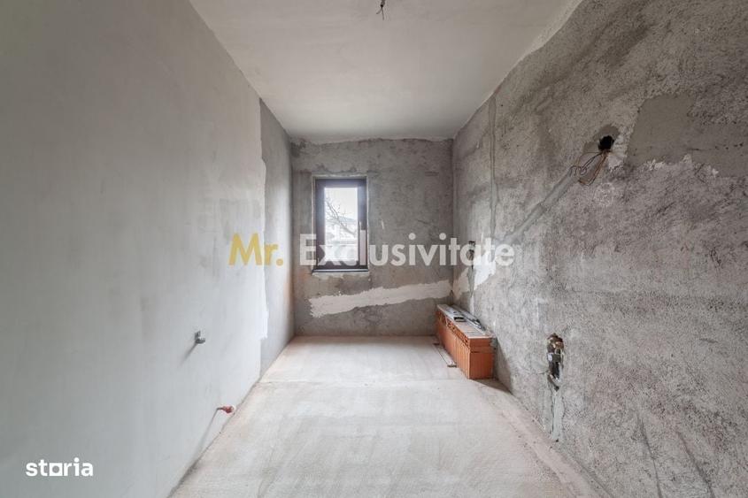 Casă cu 4 camere cu Teren 800 Mp în Mărăcineni