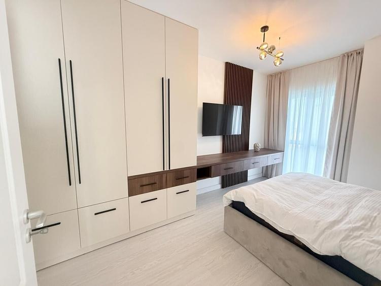Apartament cu 3 camere decomandat în Tătărași