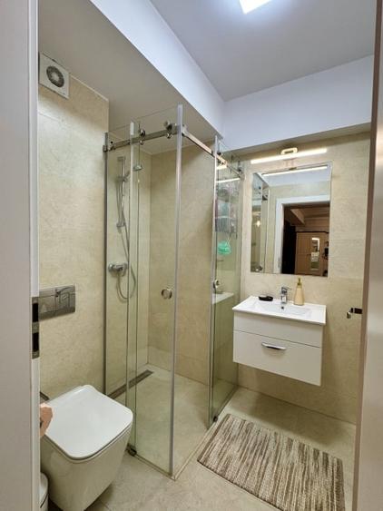 Apartament cu 2 camere decomandat, mobilat în Calea București