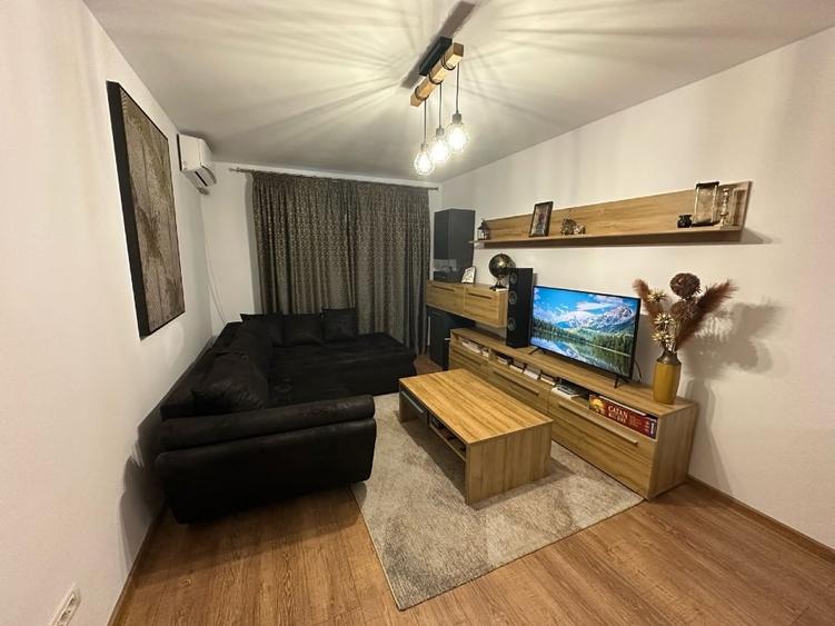 Apartament cu 2 camere decomandat, mobilat în Gorjului