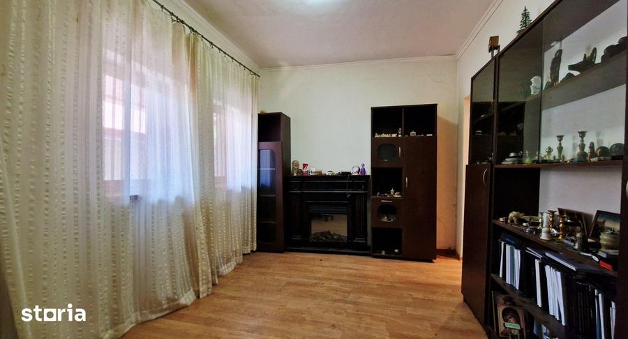 Apartament cu 2 camere semidecomandat în Grivița