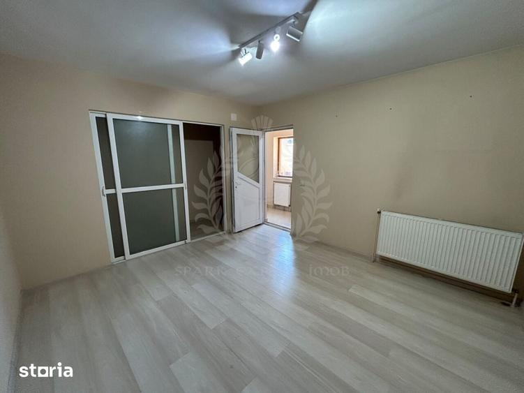 Casă cu 3 camere cu Teren 165 Mp în Central