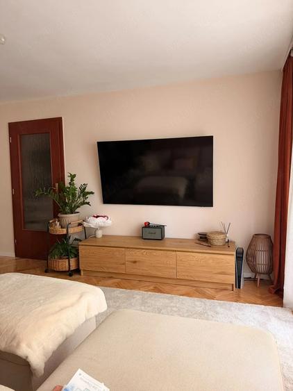 Apartament cu 2 camere semidecomandat în Rovine
