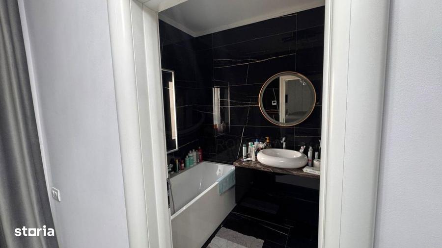 Casă cu 5 camere cu Teren 301 Mp în Dobroești