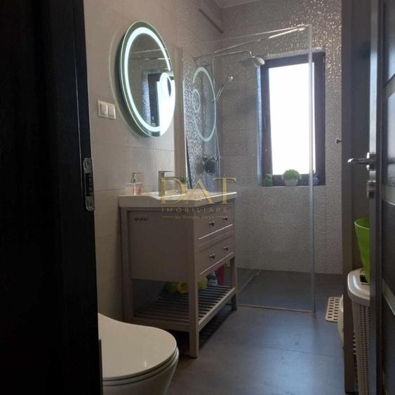 Casă individuală cu 5 camere cu Canalizare în Mănăștur