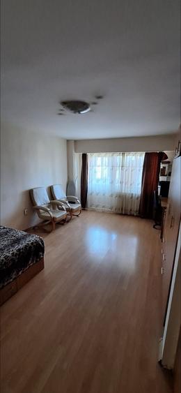 Garsonieră decomandată în Lujerului
