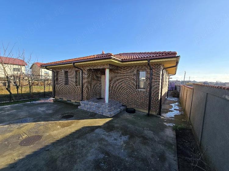 Casă cu Teren 500 Mp în Central