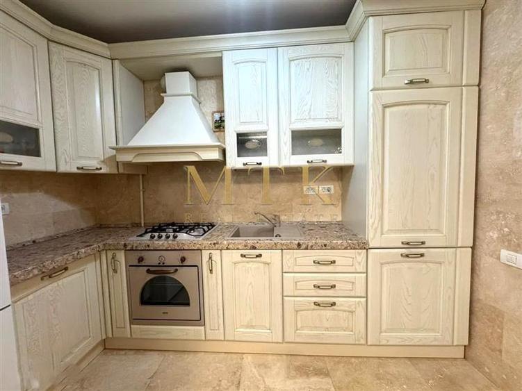 Apartament cu 3 camere decomandat, mobilat în Kiseleff