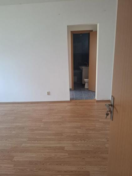 Vand apartament 3 camere - 2