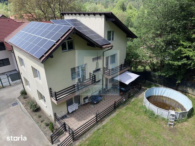 Casă cu 6 camere cu Teren 730 Mp în Dâmbul Morii