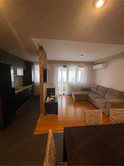 Apartament cu 3 camere decomandat în Andrei Mureșanu