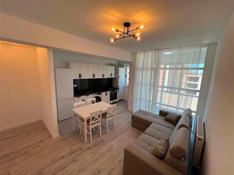 Apartament cu 2 camere decomandat în Cug