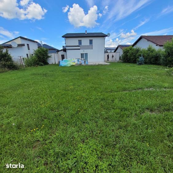 Casă cu 4 camere cu Teren 500 Mp în Bod
