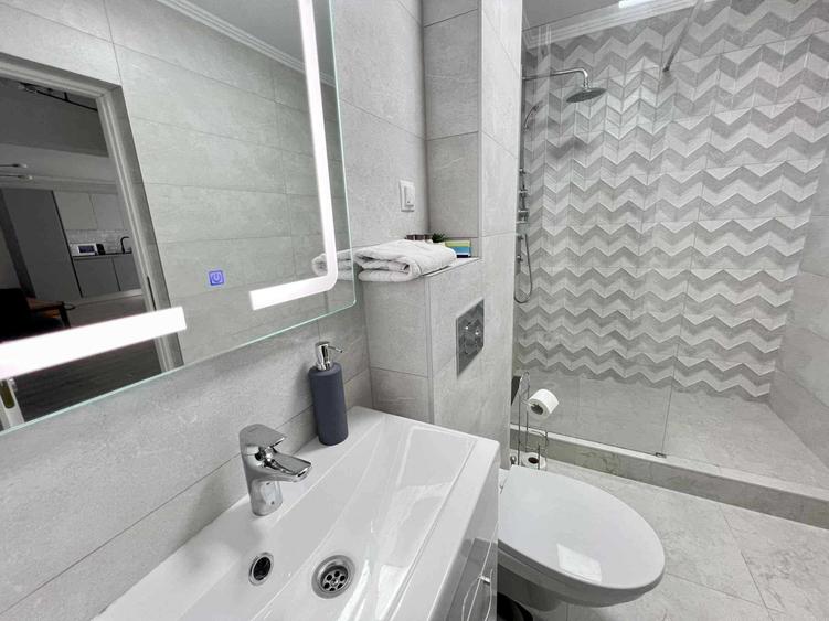 Apartament cu 2 camere decomandat în Dâmbul Rotund
