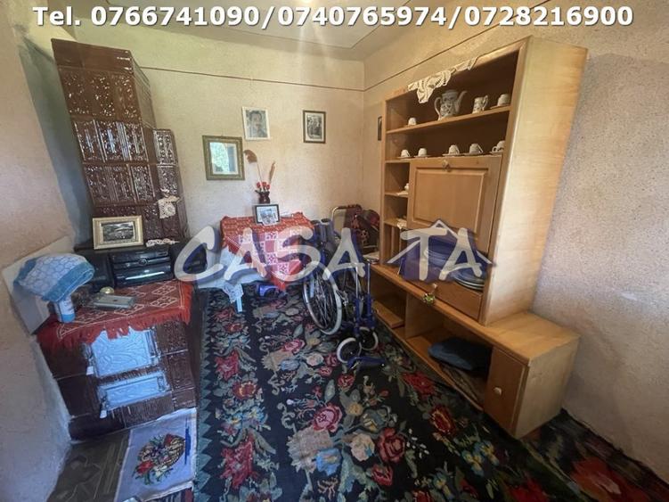 Casă individuală cu 4 camere cu Canalizare în Runcu
