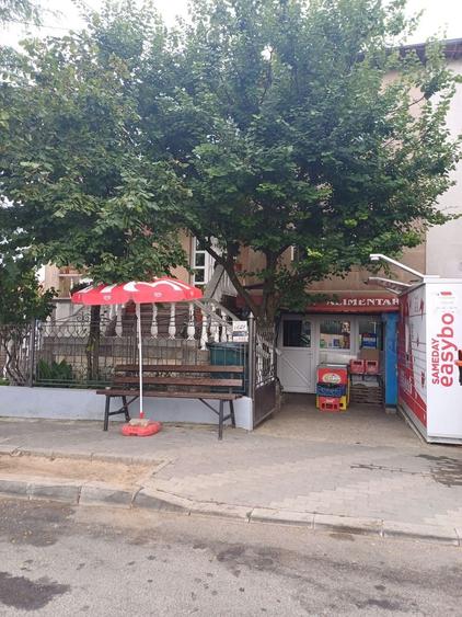 Casă cu 5 camere cu Canalizare în Central