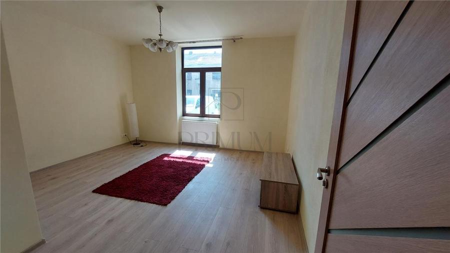 Apartament cu 3 camere semidecomandat în Iosefin