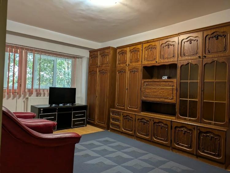 Apartament cu 2 camere decomandat, mobilat în Gara
