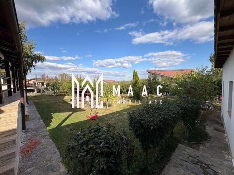 Casă individuală cu 6 camere cu Canalizare în Sadu