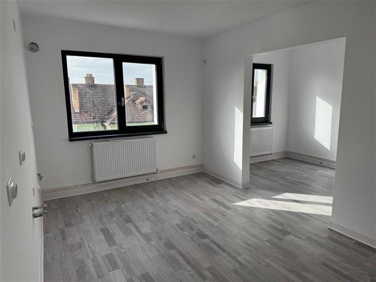 Bocsa Romana, Proiect NOU, 28 de Apartamente  cu 2 si 3 Cam.,Modernizat total Pr - 20