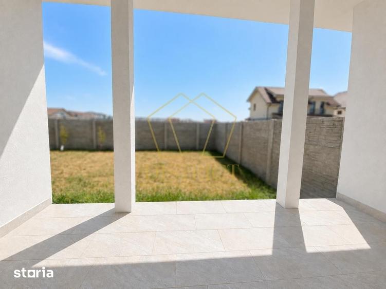 Casă cu 3 camere cu Teren 290 Mp în Moșnița Nouă