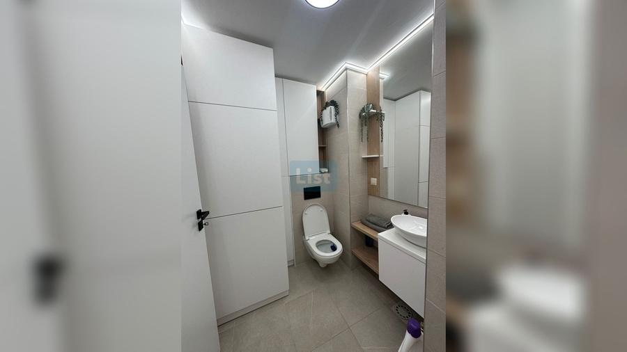 Apartament cu 2 camere semidecomandat în Florești