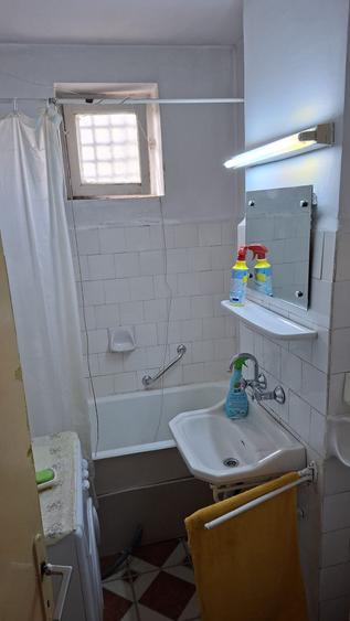 Apartament cu 2 camere semidecomandat în Teilor