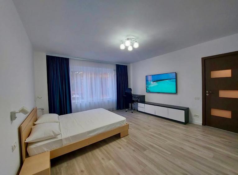 Garsonieră decomandată în Tei