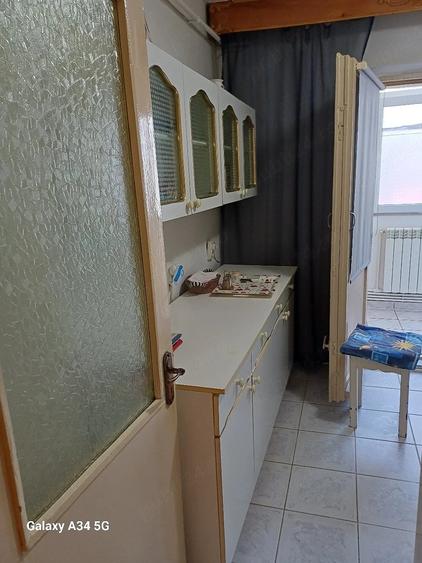 Apartament cu 2 camere decomandat în E3